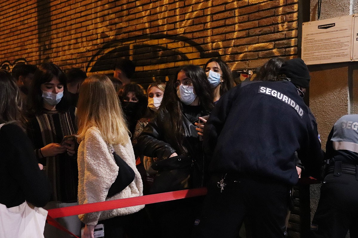 Cues per entrar a les discoteques, el dia de la reobertura - ACN