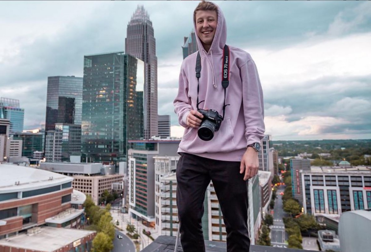 Mor un popular skater i influencer de 22 anys en un accident aeri