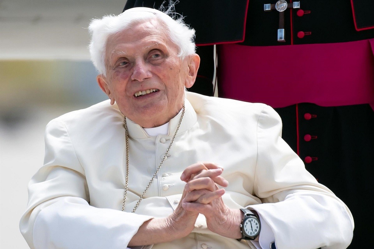 Benet XVI demana perdó a les víctimes d'abusos a l'Església