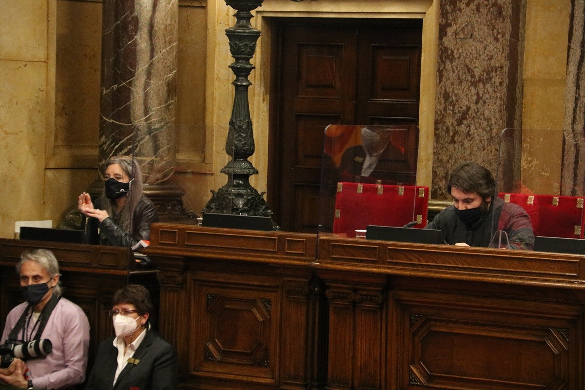 La cadira buida de Pau Juvillà, aquest dijous al ple. - ACN