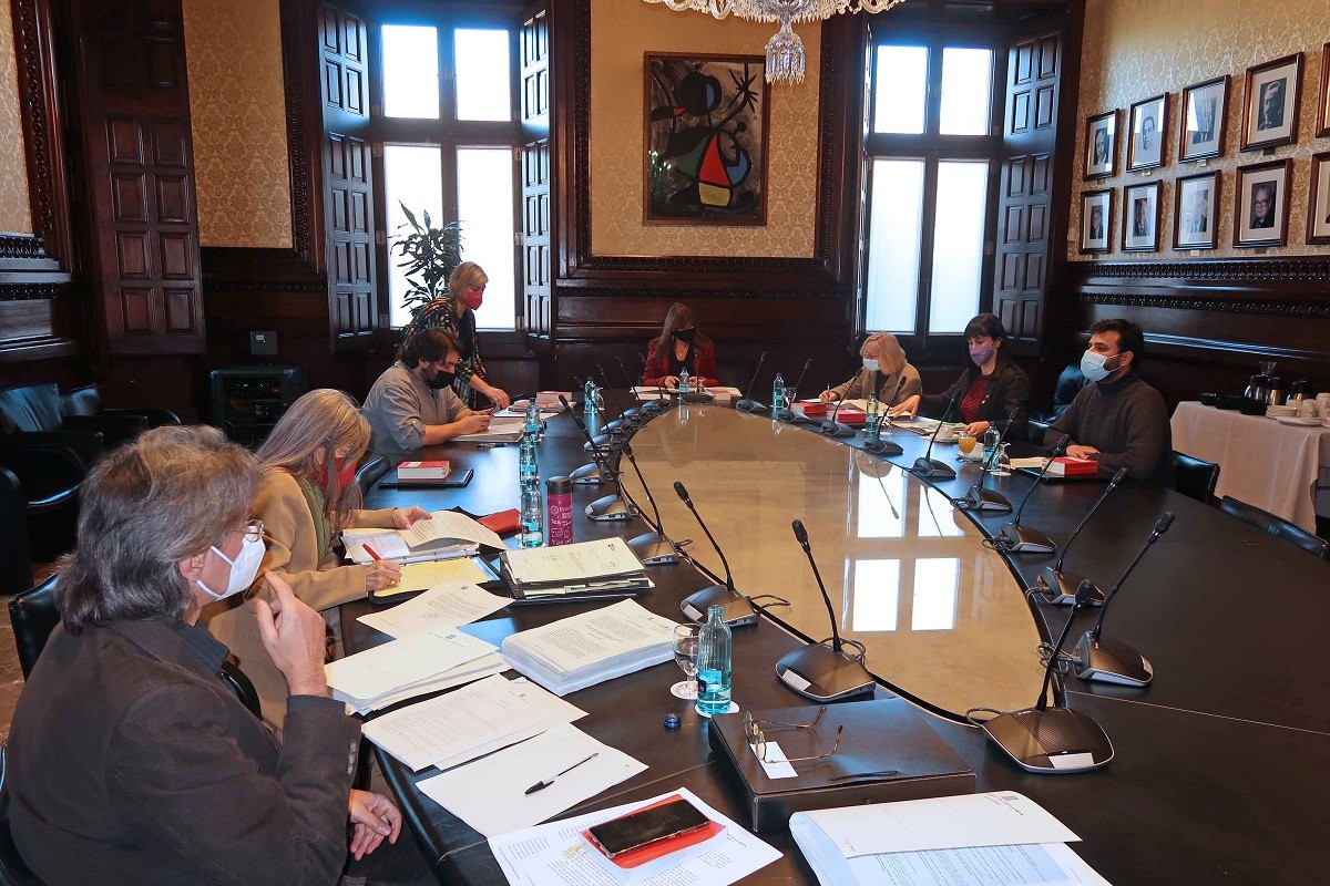Borràs proposa aturar l'activitat parlamentària pel cas Juvillà
