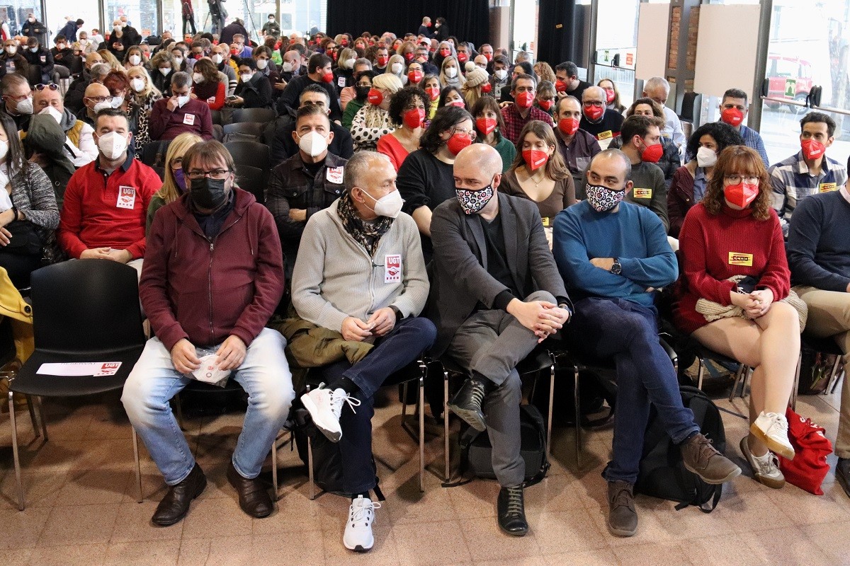 UGT i CCOO augmenten la pressió sobre ERC: «No avalar la reforma laboral és votar la del PP»