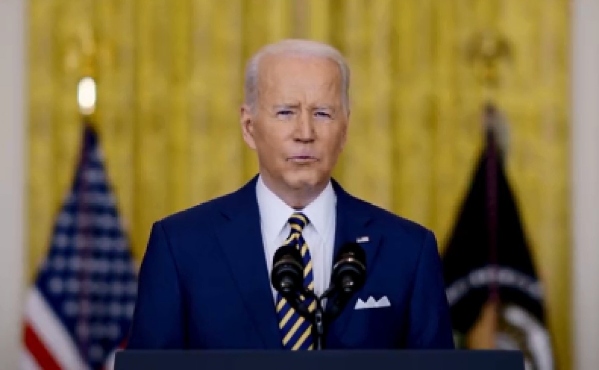 Un micròfon obert juga una mala passada a Joe Biden