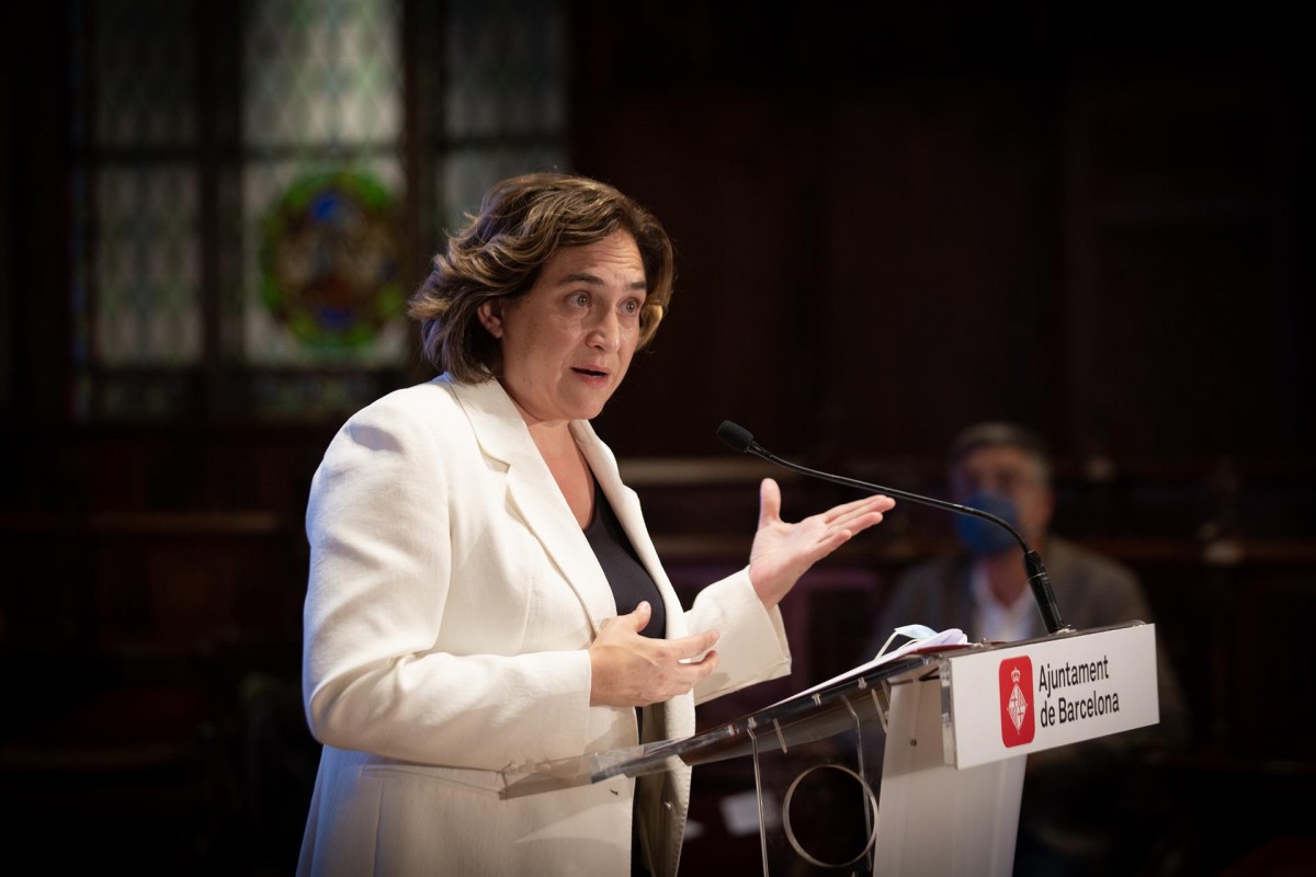 El govern de Colau denuncia «intencionalitat política» en la querella «infundada» contra l'alcaldessa