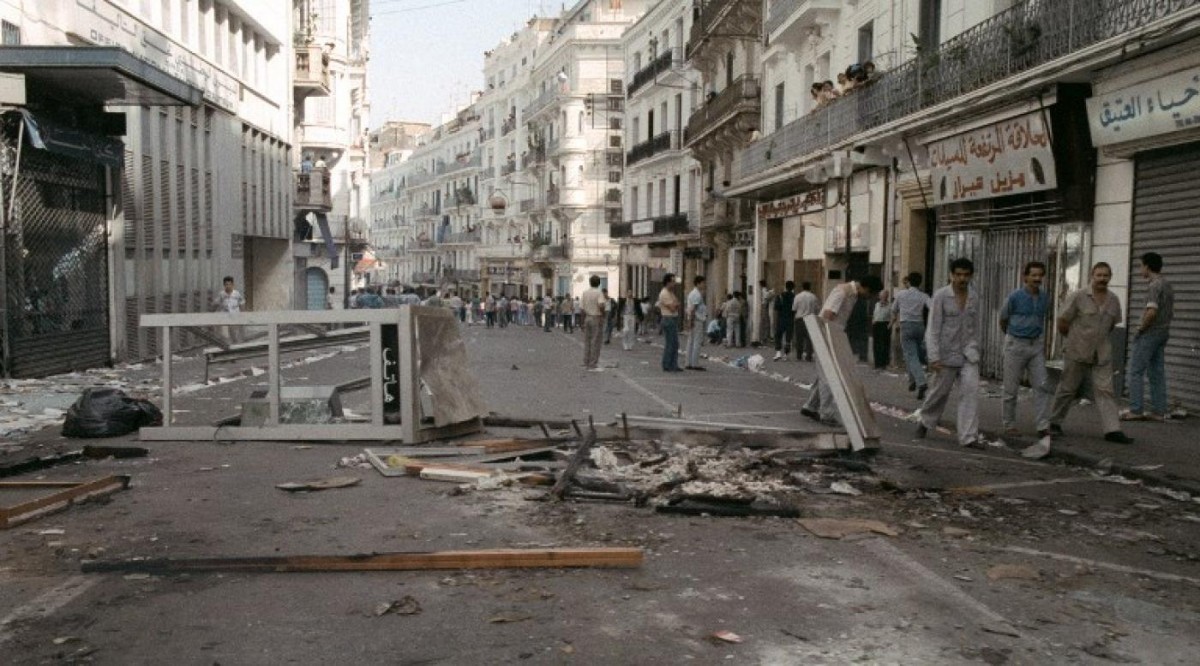 El centre d'Alger, durant la revolta d'octubre de 1988 - @algeriades