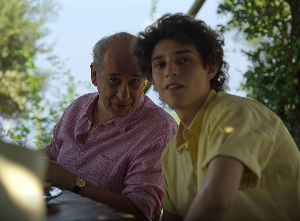 Toni Servillo i Filippo Scotti, al film - Netflix