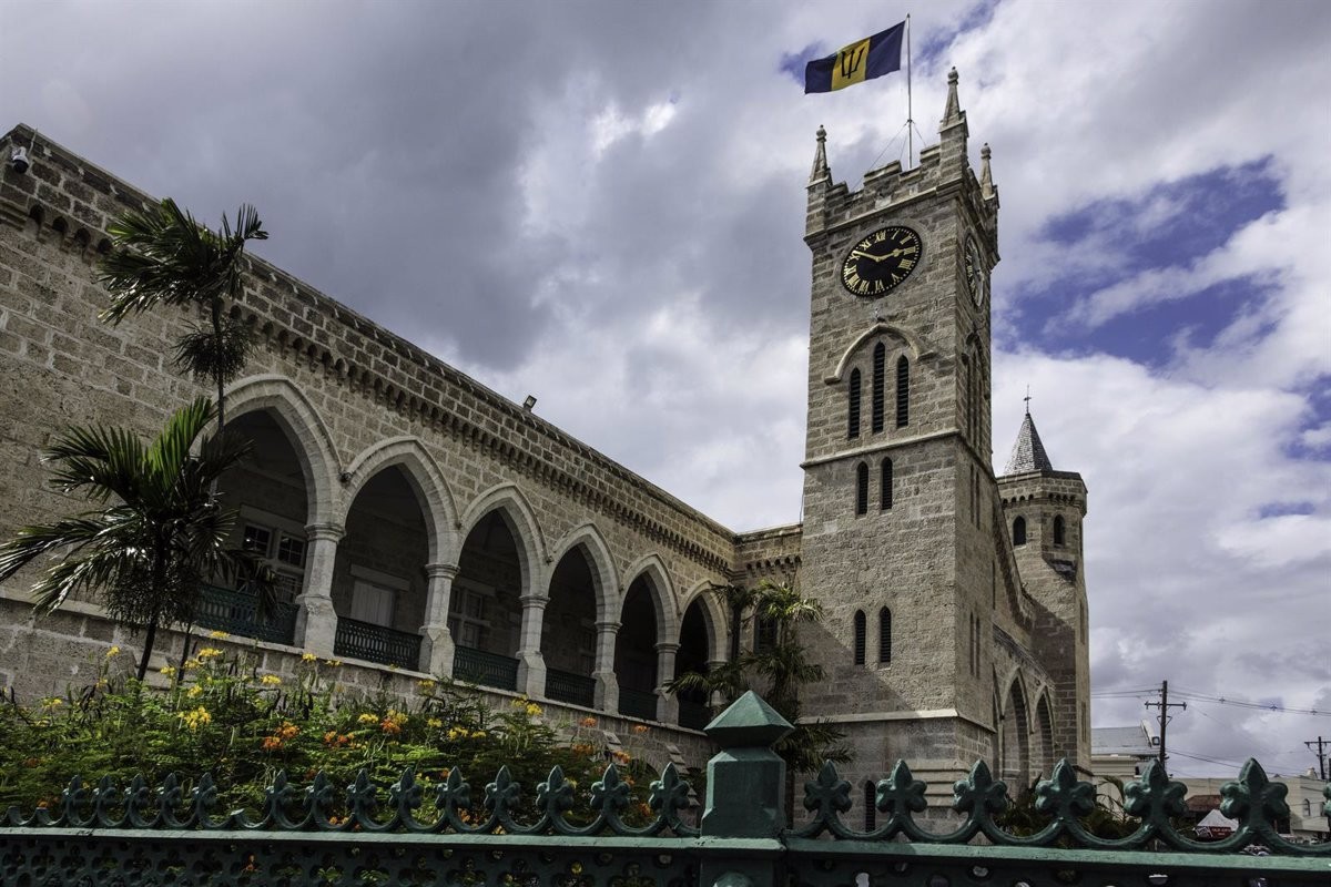 La república de Barbados, oficial en renunciar al regnat d'Elisabet II