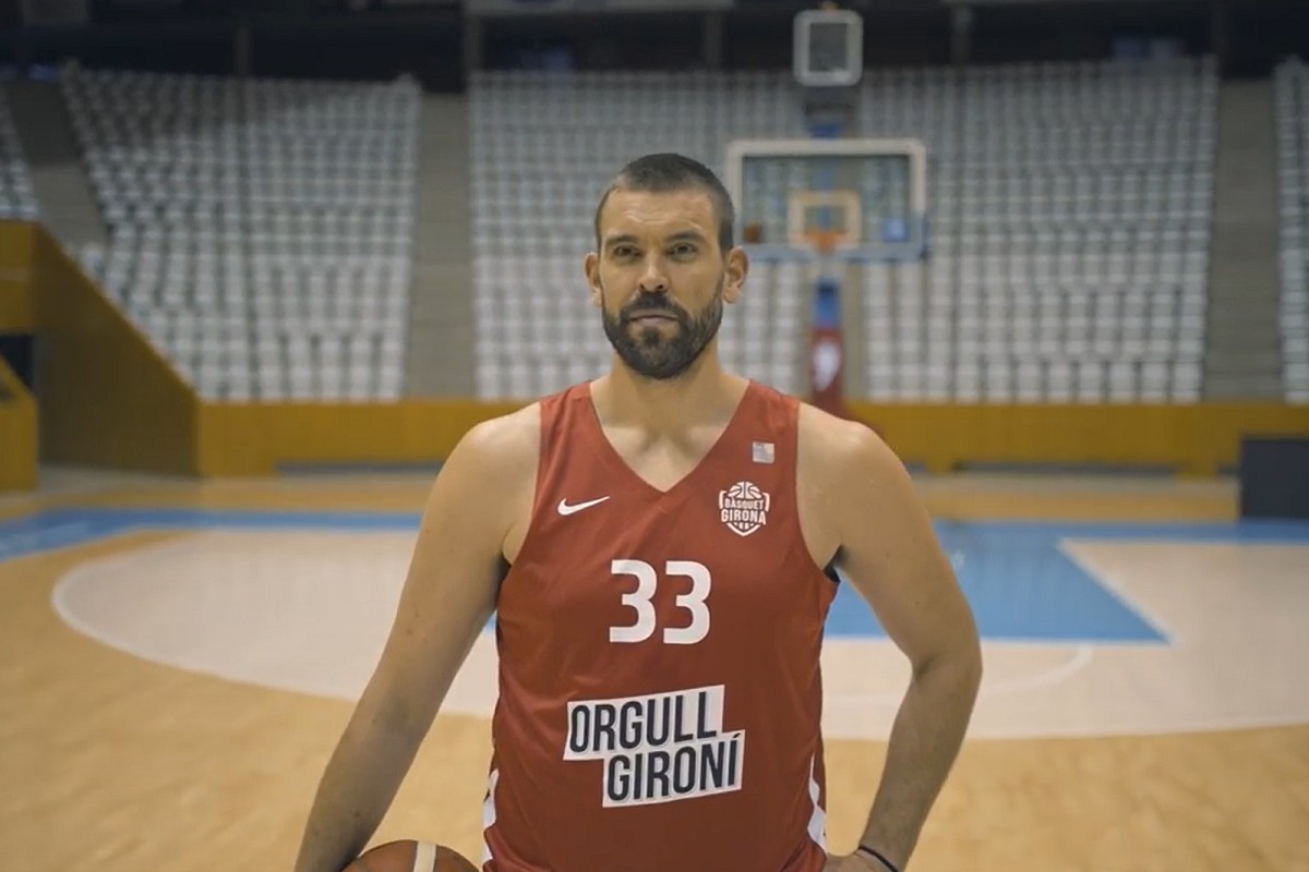 Marc Gasol destrossa el sostre del túnel de vestidors després de perdre un partit