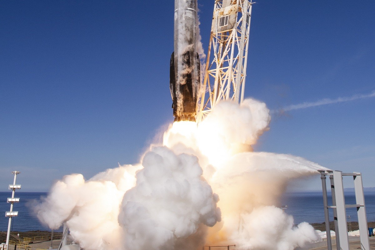 Per què la NASA ha iniciat una «missió suïcida» per desviar un asteroide?
