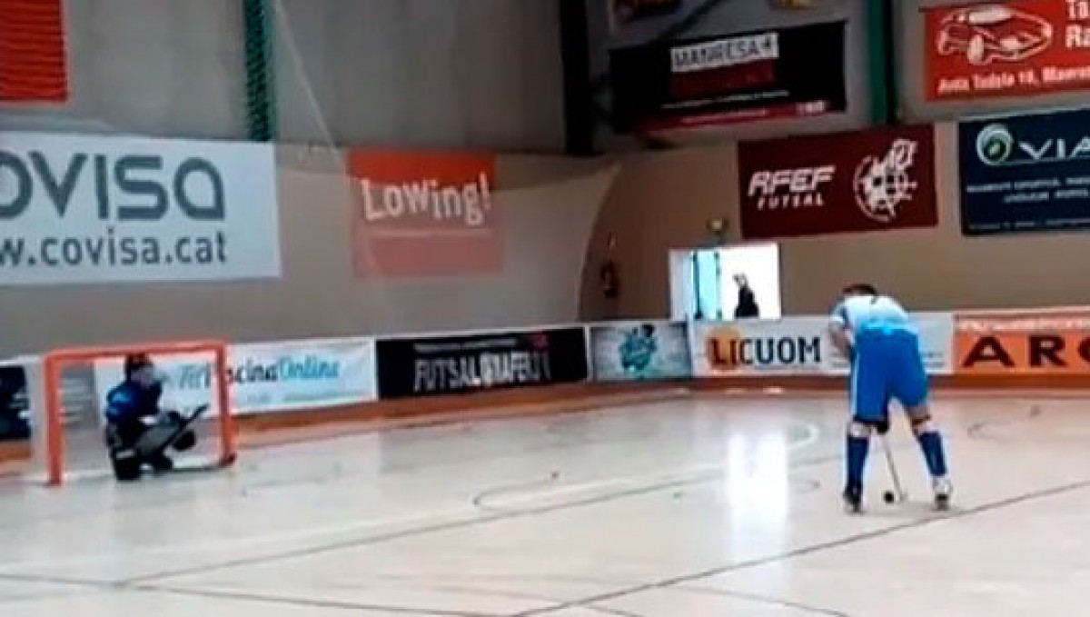 Inusual gest de «fair play» en un partit d'hoquei patins