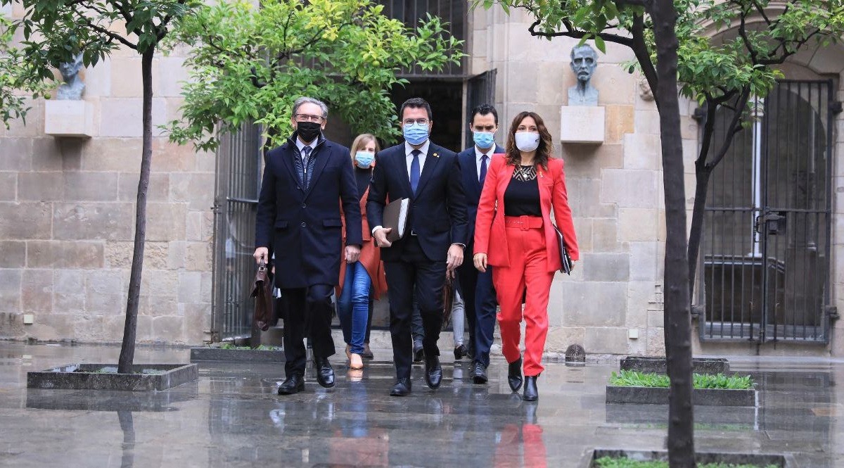 Aragonès i Giró s'arromangaran per obtenir el suport de la CUP als comptes