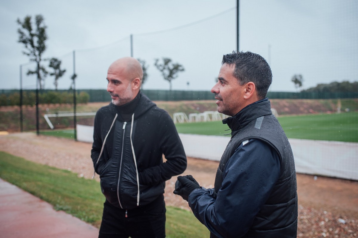 L'entrenador del Girona, Michel, en una trobada amb Pep Guardiola - Girona F.C.