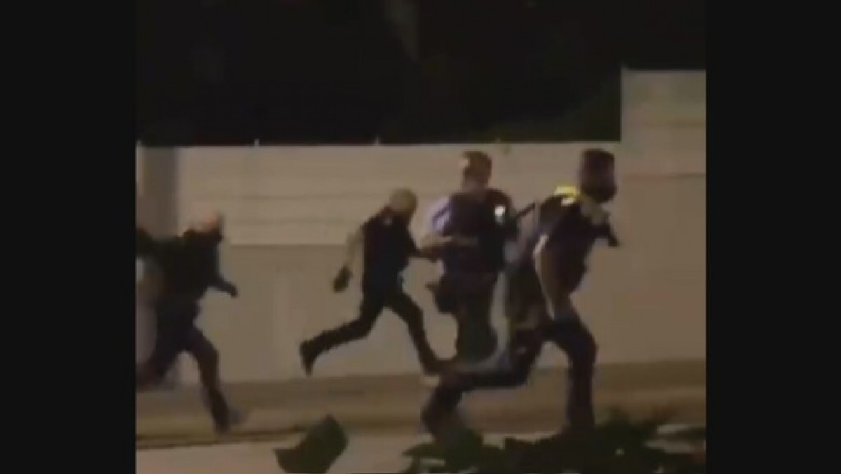 Detingudes vuit persones per l'agressió a policies locals durant la Festa Major de Tiana