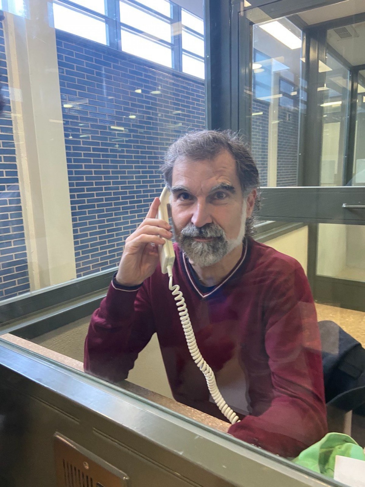 Jordi Cuixart, en un locutori de la presó de Lledoners. - 