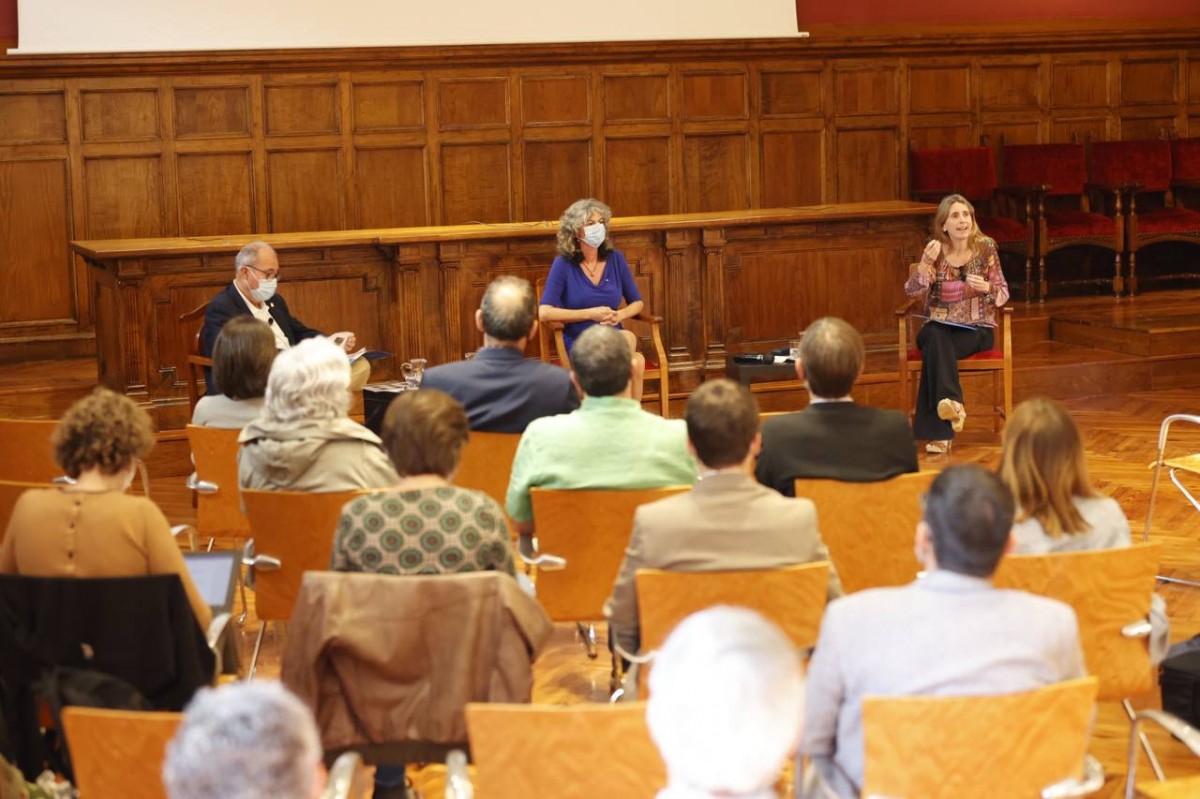 Antoni Trilla, Mercè Crosas i Clara Prats, a l'obertura de les jornades sobre govern obert. - @governobertcat
