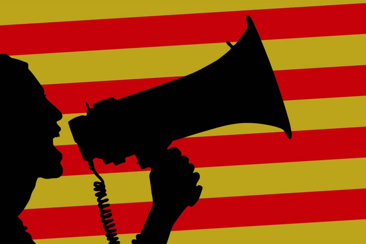 La manca de responsabilitat lingüística dels periodistes agreuja la degradació del català