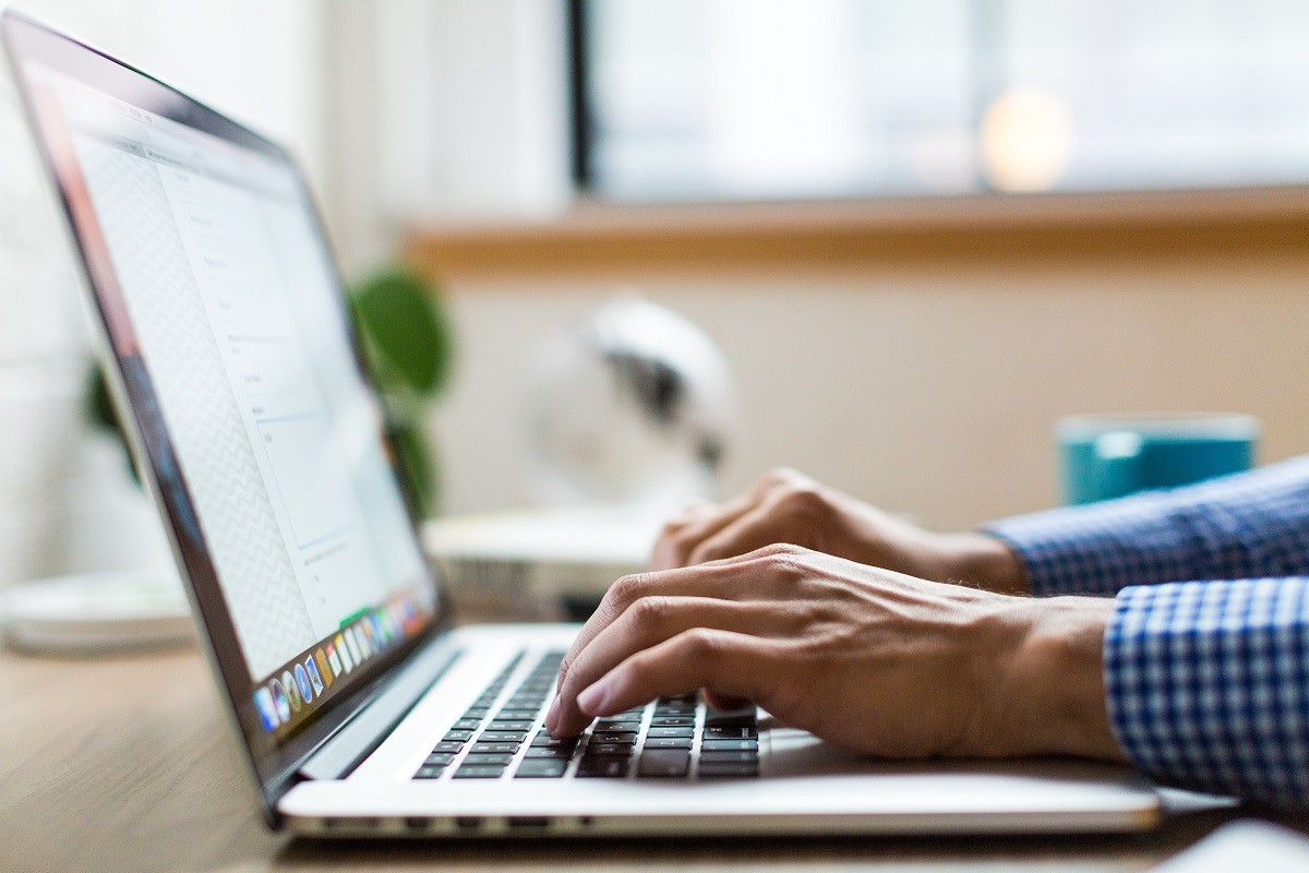 La solució de Gmail perquè mai més enviïs un correu a la persona equivocada