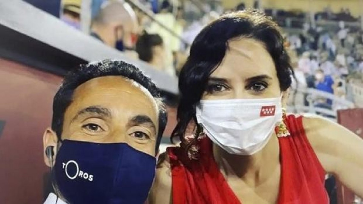 Ayuso, en peu de guerra contra Instagram