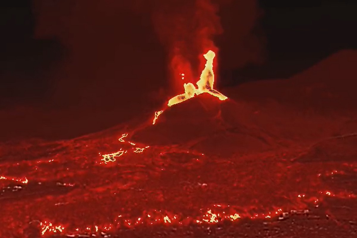 Així es veu el volcà de La Palma amb una càmera termogràfica