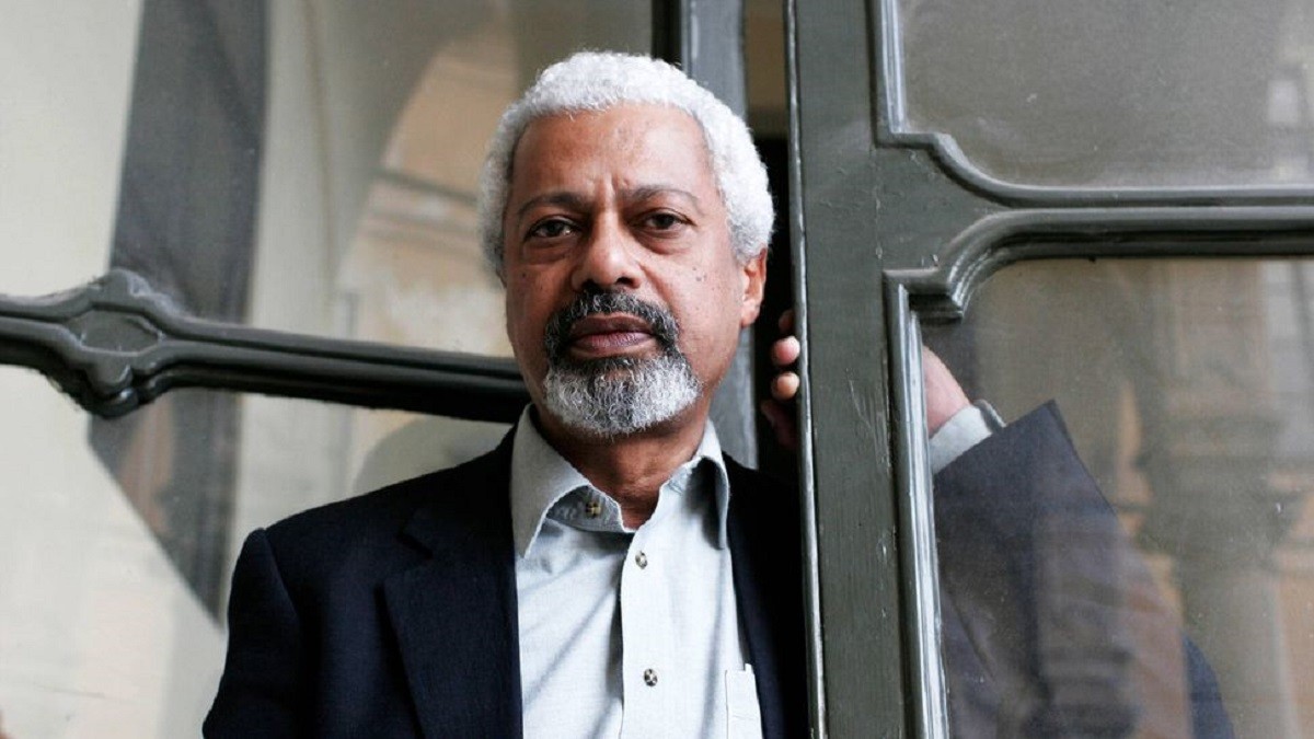 Abdulrazak Gurnah rep el Premi Nobel de Literatura