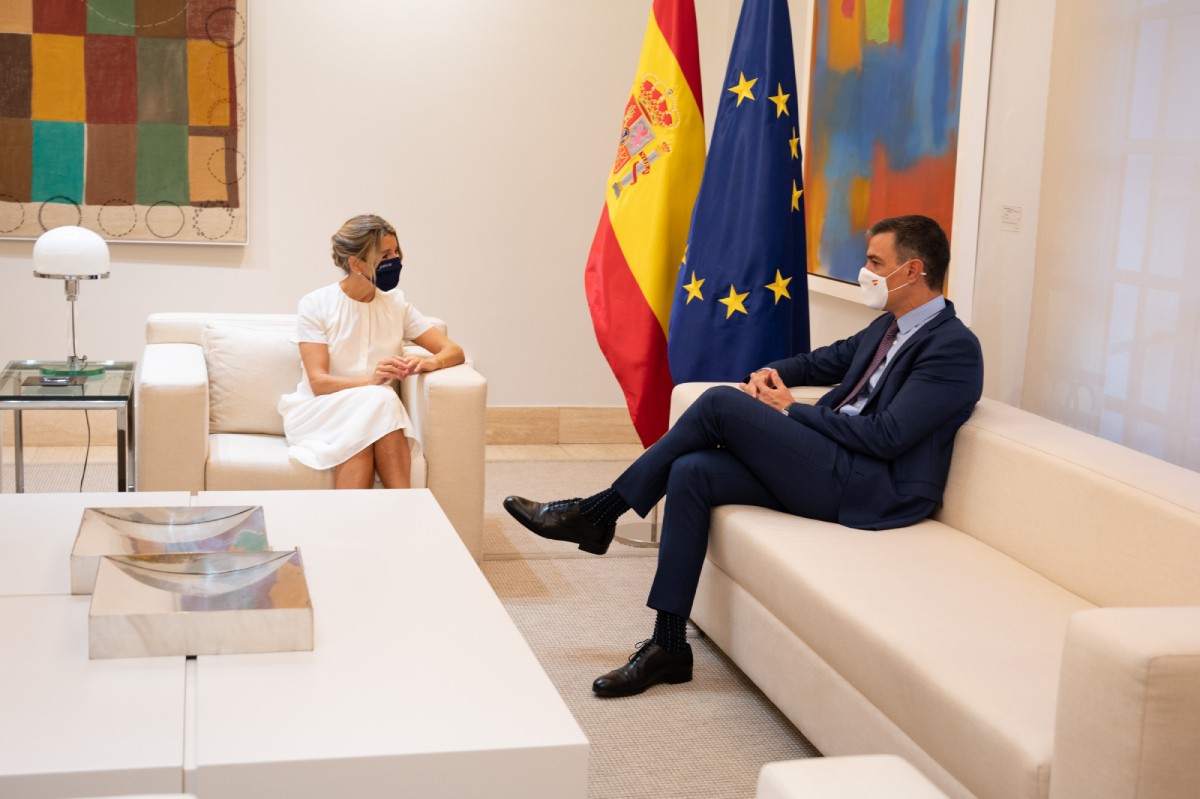 Podem repunta i menja terreny al PSOE, segons el CIS
