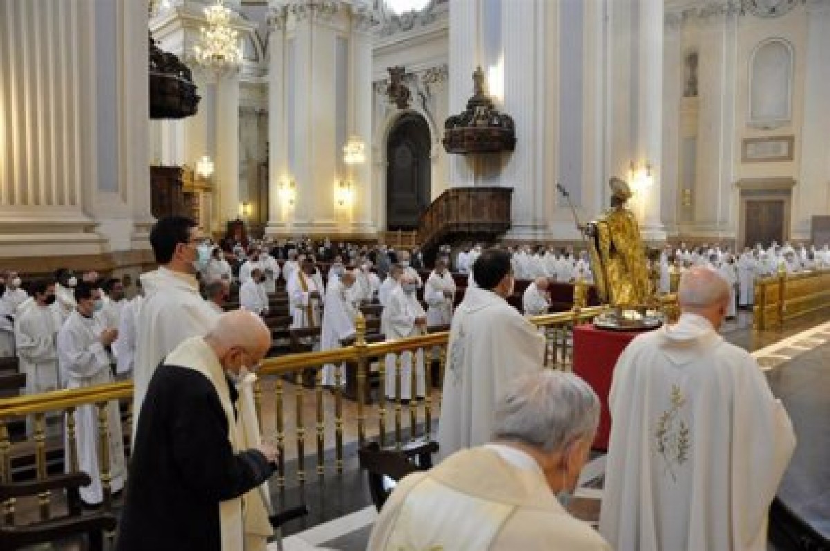 Almenys 216.000 menors han estat víctimes d'abusos de l'església francesa 
