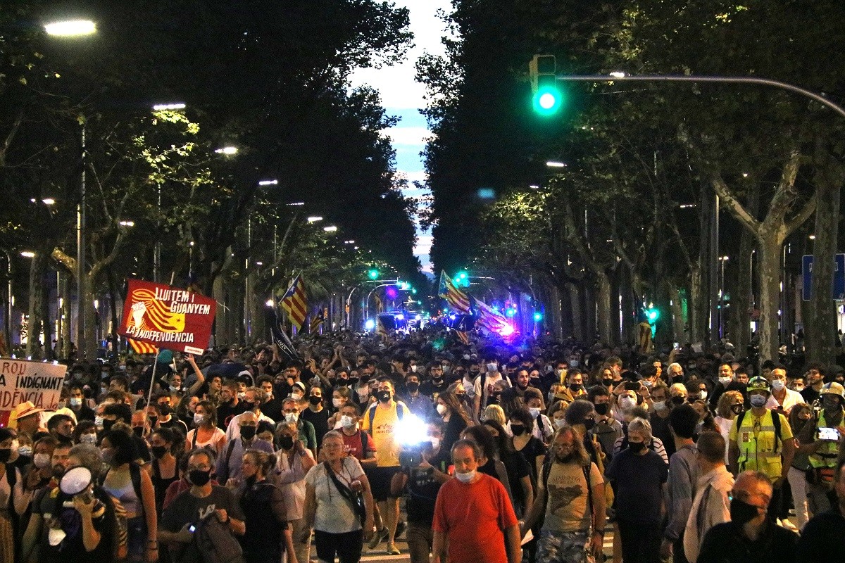 Manifestació a Barcelona pels quatre anys de l'1-O - ACN / Àlex Recolons