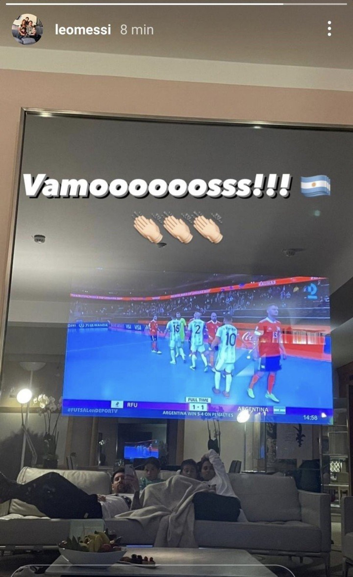 La misteriosa pantalla amb què la família Messi veu la televisió
