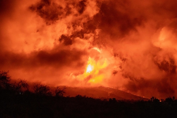 El Cumbre Vieja compleix quatre setmanes d'erupció sense previsió del final