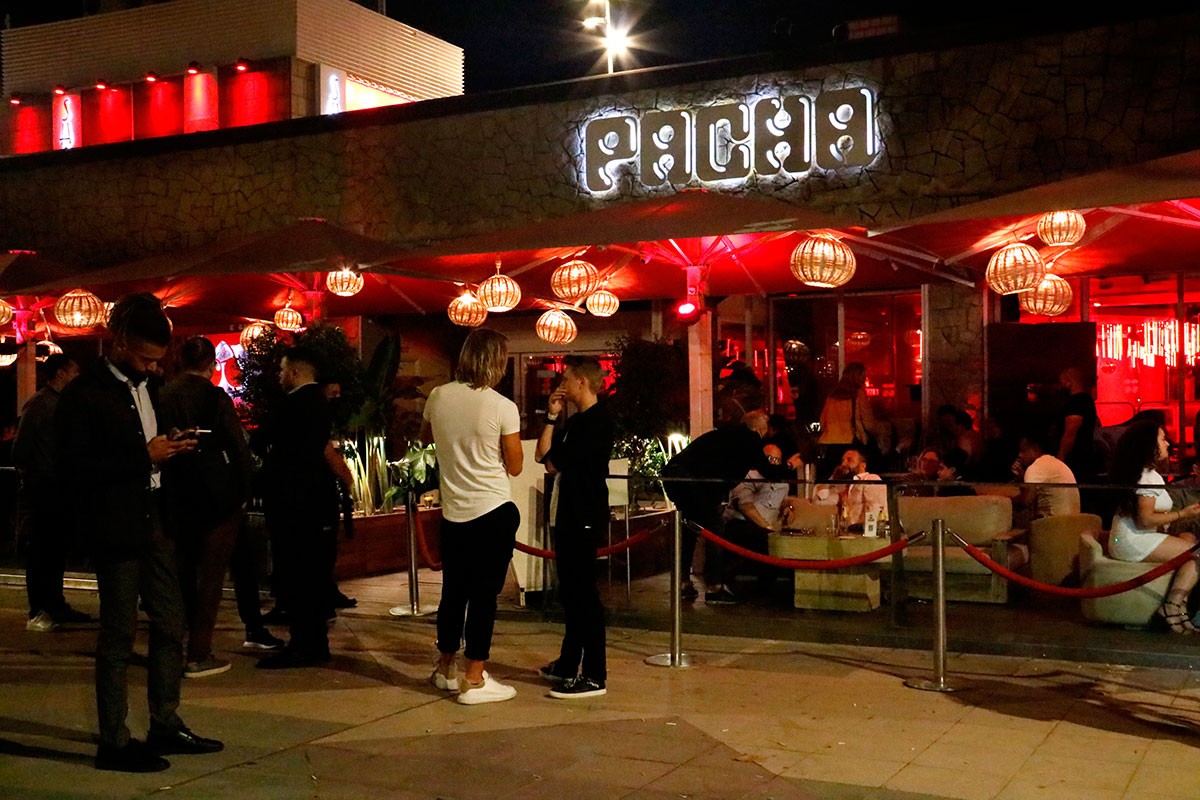 Horari d'estiu per a discoteques, restaurants i oci nocturn: quan podran tancar a partir de l'1 de juny?