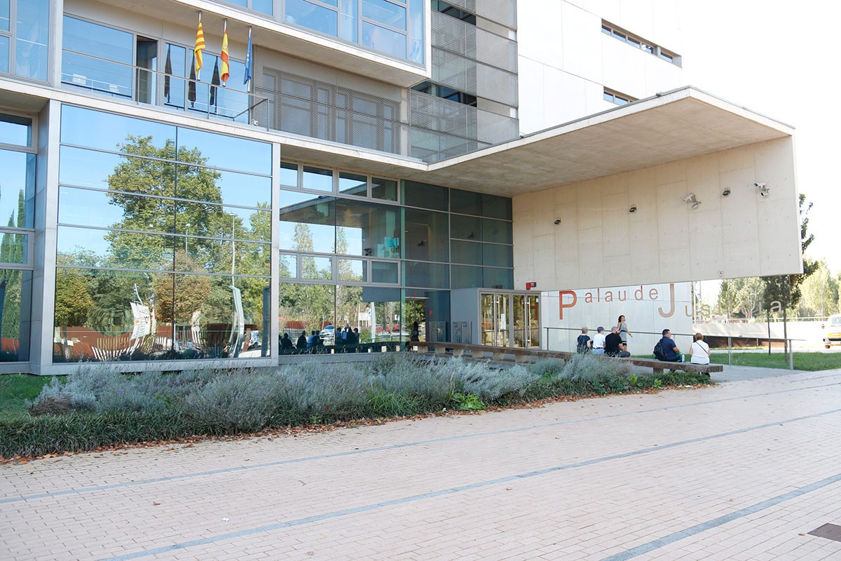 Indemnització de 15.500 euros per a una dona que va caure en unes obres al carrer a Sant Feliu de Guíxols