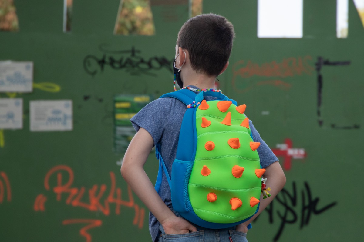 Salut demanarà eliminar la mascareta dels patis de primària