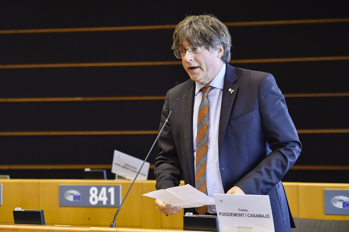 Puigdemont demana al TGUE que li retorni provisionalment la immunitat per evitar una detenció