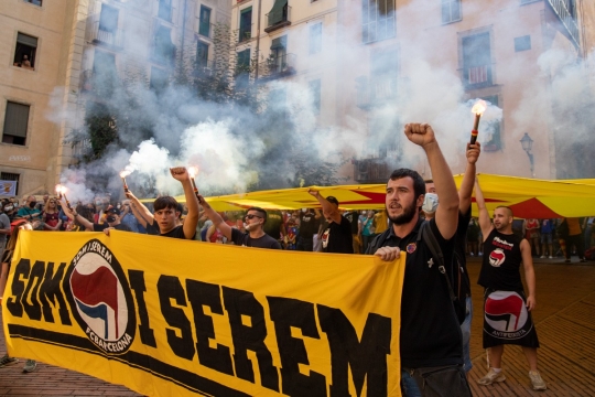 L'esquerra independentista convoca una mobilització contra Aliança al Fossar de les Moreres