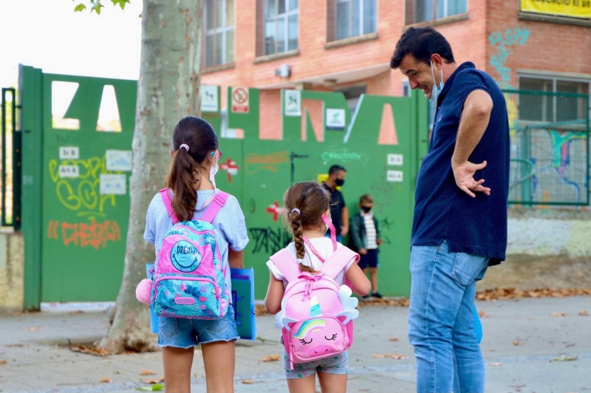 La presencialitat dona al Govern l'aval de famílies i mestres en l'arrencada del curs