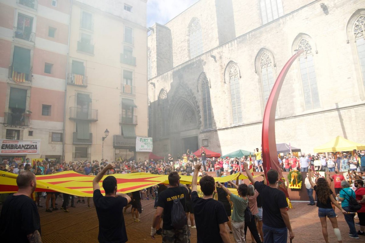 L'esquerra independentista convoca una mobilització contra Aliança al Fossar de les Moreres