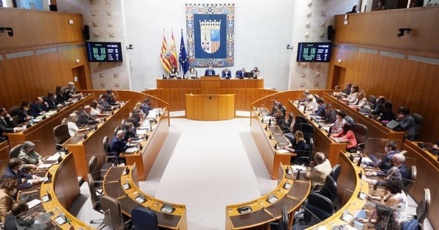 Aragó es carrega l'Institut Aragonès del Català a proposta de Vox