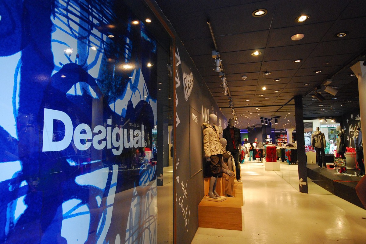 La plantilla de Desigual vota «sí» a la setmana de quatre dies