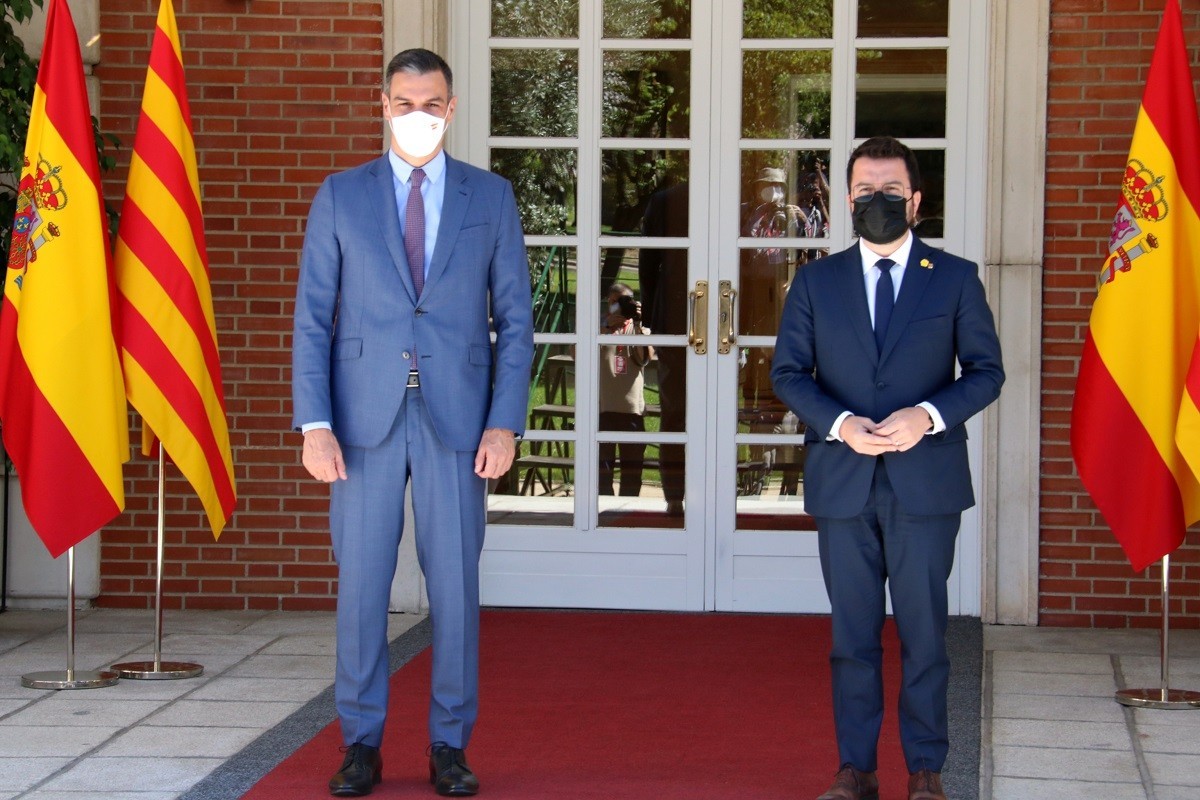 Sánchez esvaeix la incertesa i assistirà a la reunió de la taula de diàleg