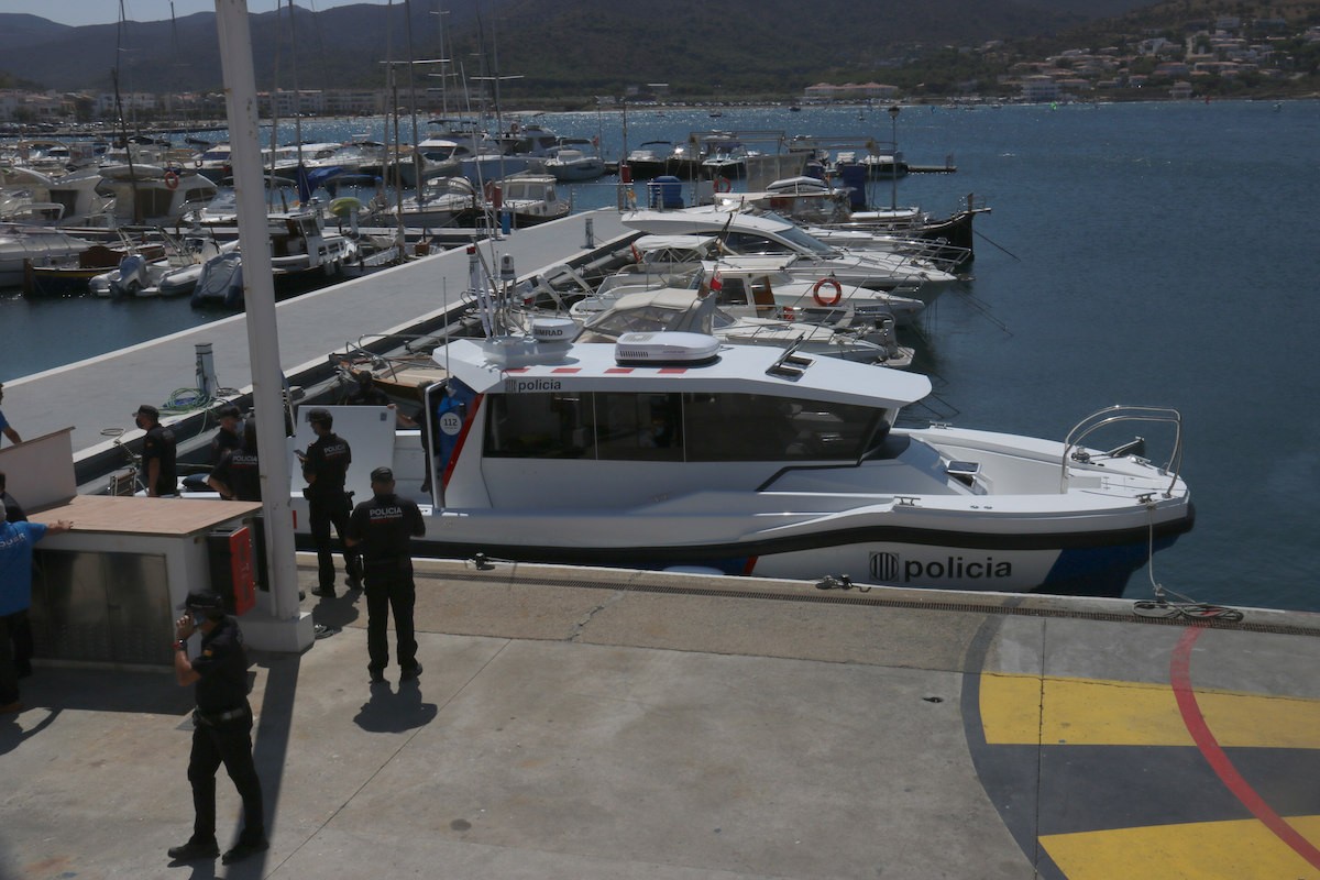 La nova embarcació dels Mossos d'Esquadra a Port de la Selva - ACN