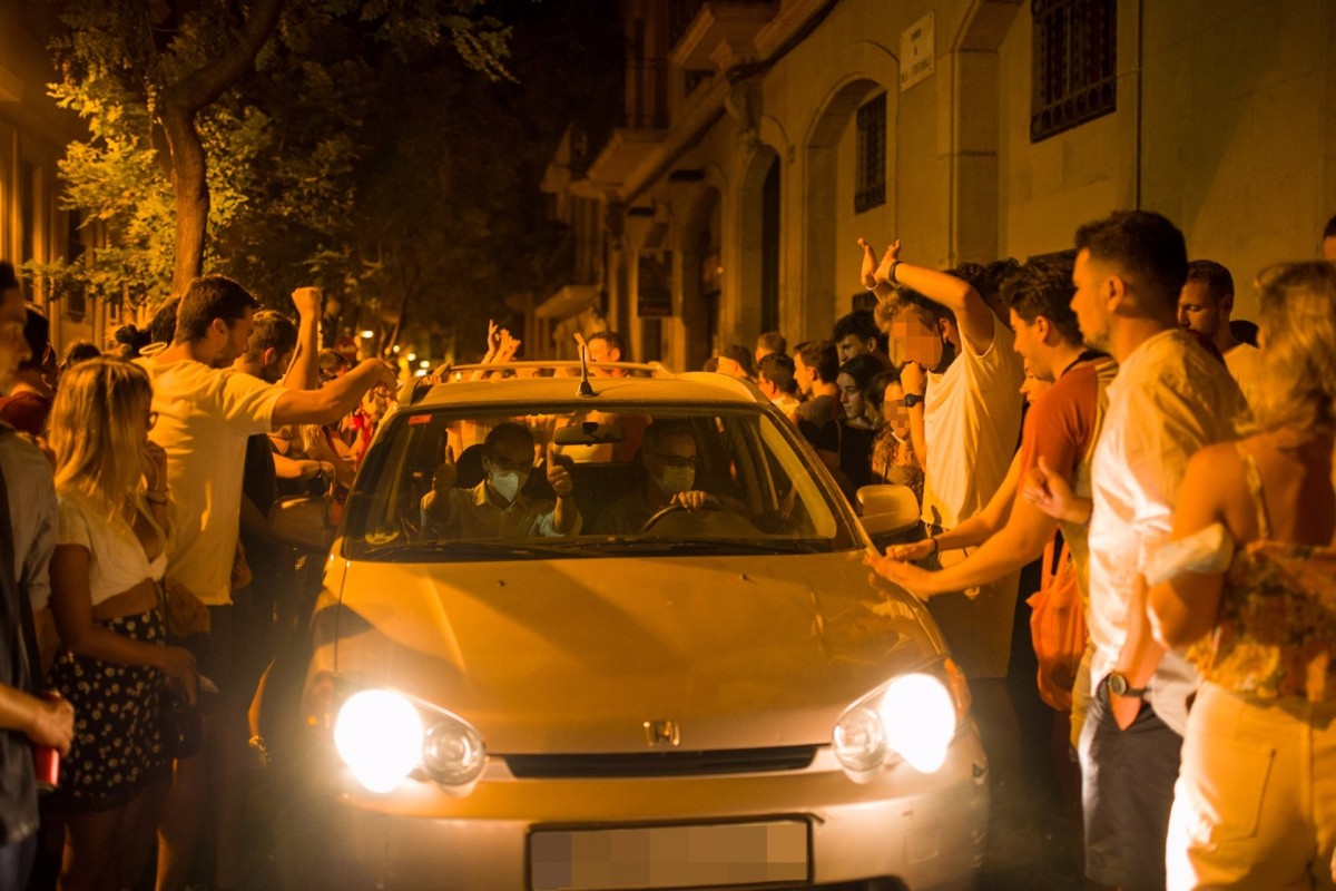 Concentracions al barri de Gràcia l'última nit amb toc de queda - Europa Press
