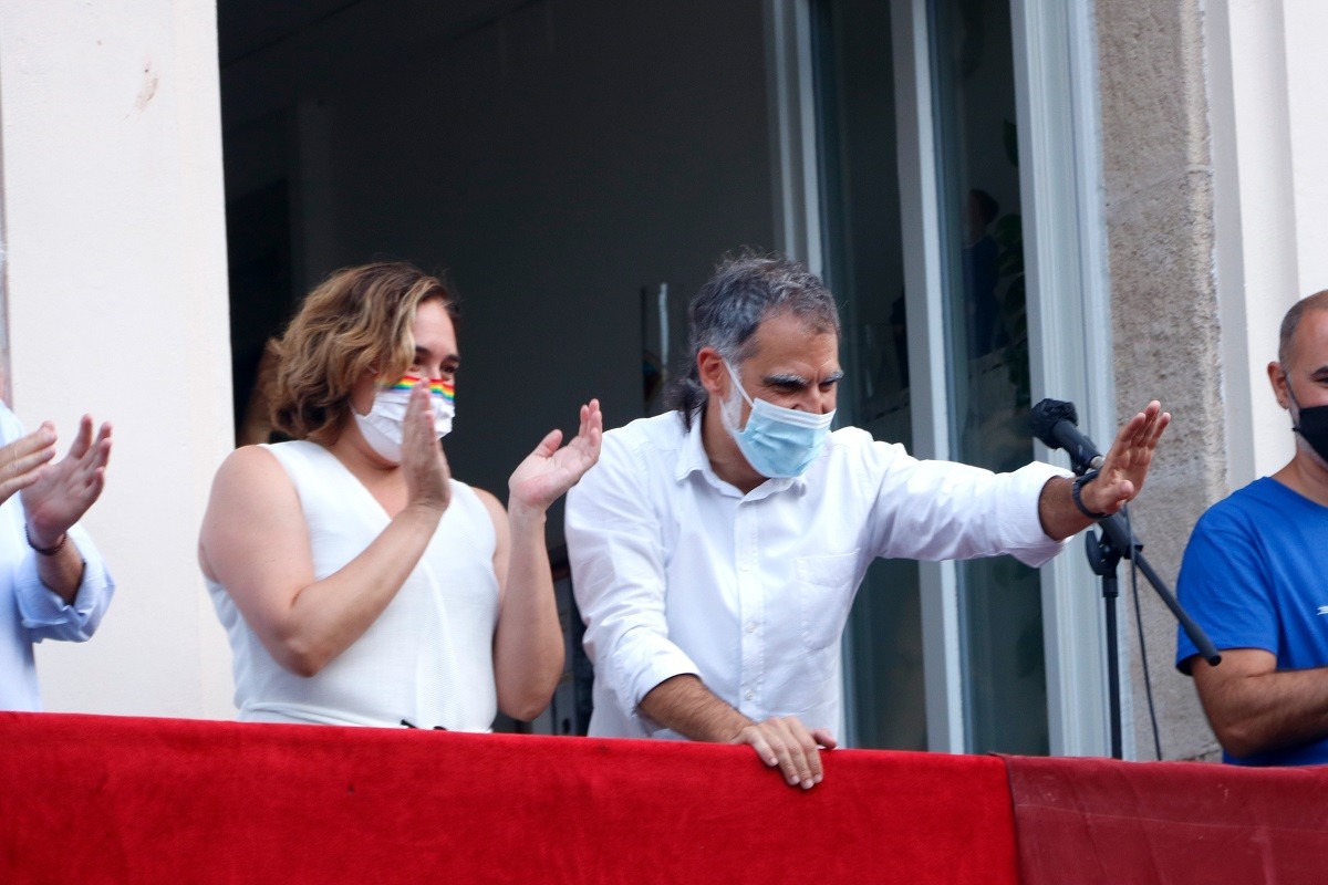Colau titlla les escridassades a Gràcia d'«actitud sectària»