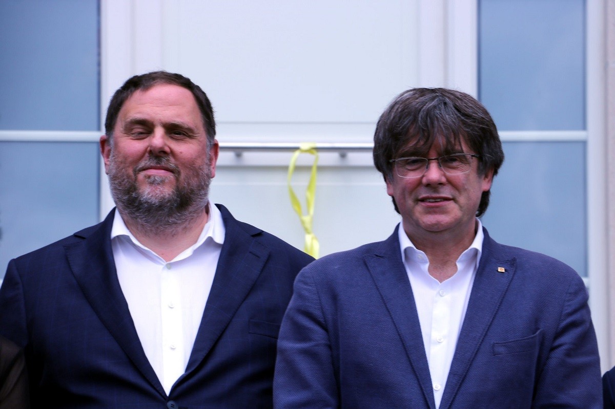 Retrobament entre Carles Puigdemont i Oriol Junqueras - 