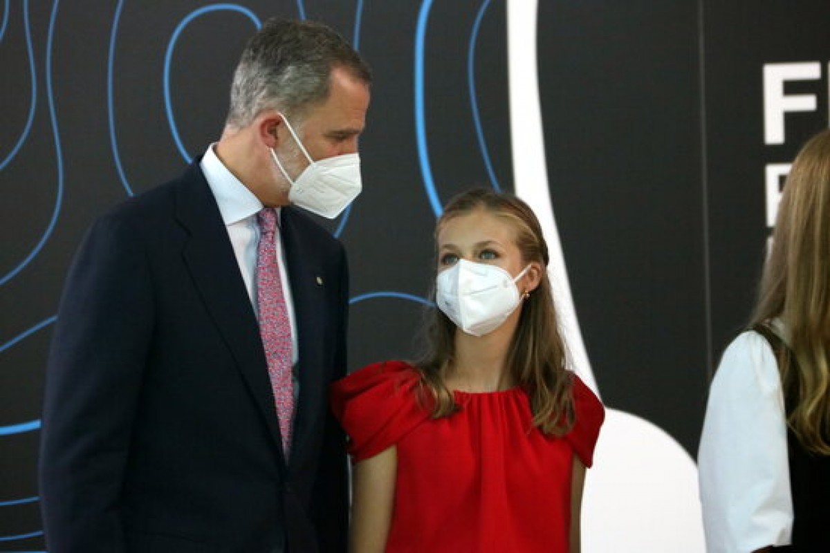 Felip VI es contagia de Covid i cancel·la l'agenda
