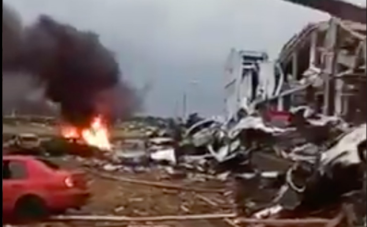 Vídeo | Impactants imatges d'un tornado que ha arrasat la República Txeca