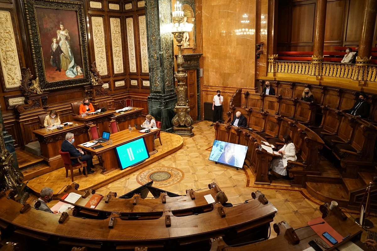 El Suprem obliga Barcelona a col·locar una imatge de Felip VI a la sala de plens