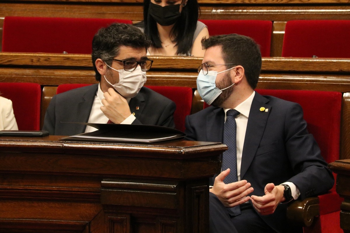 Puigneró admet divisions al Govern per la paralització de l'ampliació del Prat