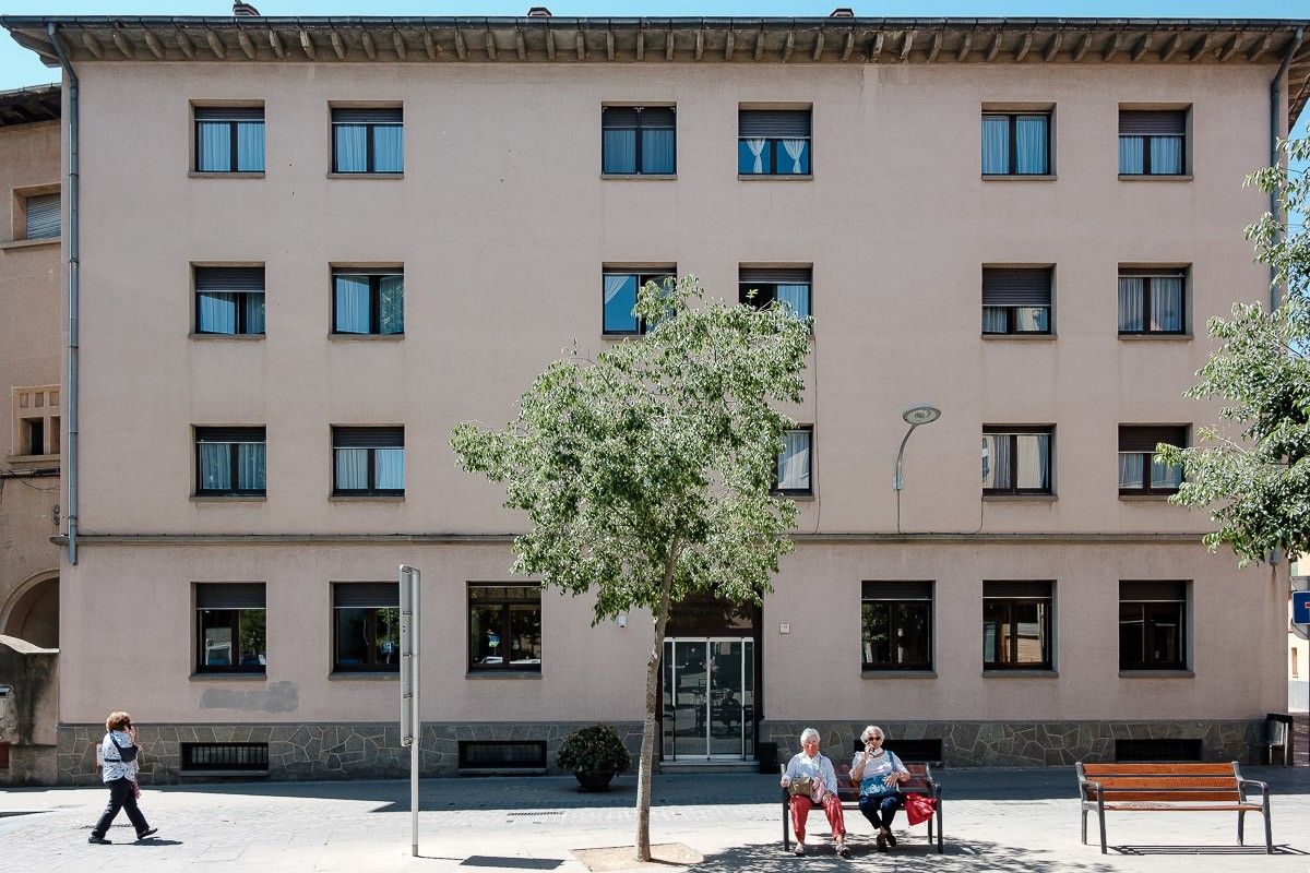 Eliminen el límit de persones i durada de les visites i sortides de les residències