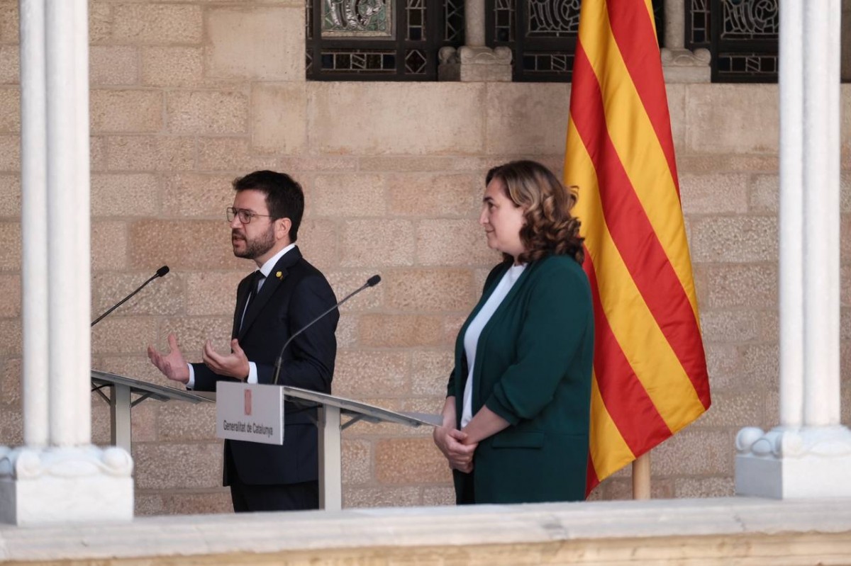 La ventada s'intensifica arreu de Catalunya i els Bombers ja han rebut més de cent avisos