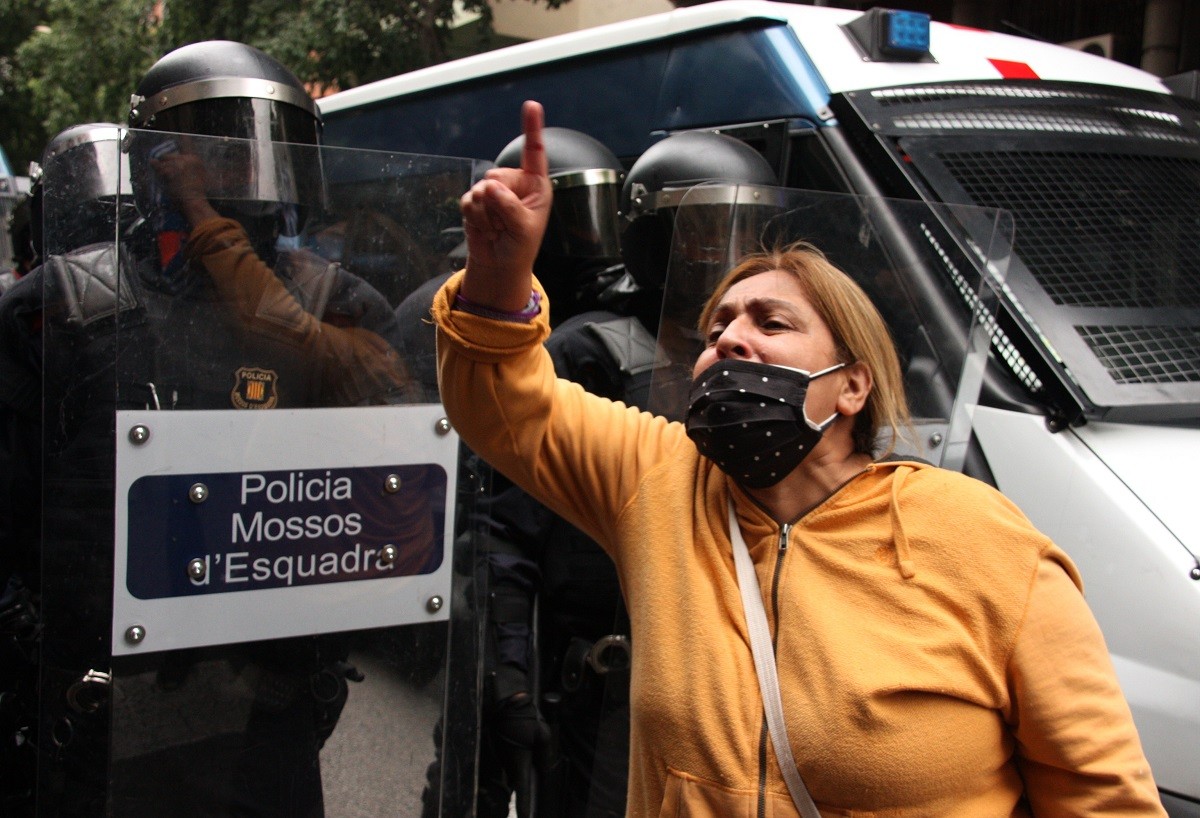 Absolts la majoria dels activistes desallotjats del Bloc Llavors